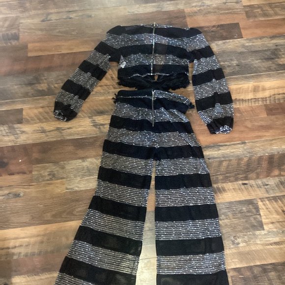 Miss 8 crocheted jumpsuit size small - Picture 8 of 10
